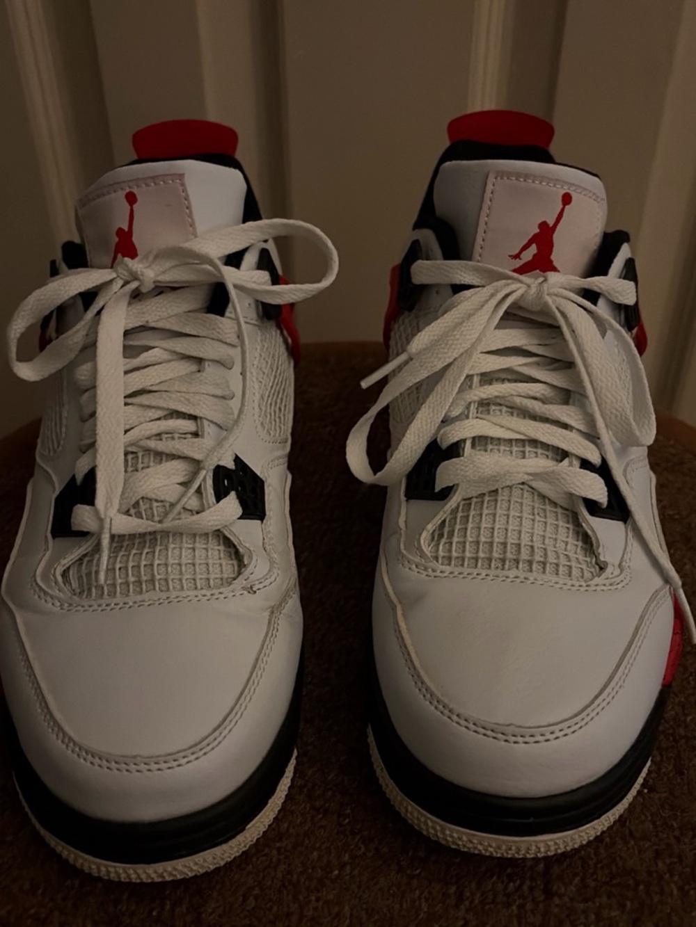 Jordan 4 Men’s White Black Red Low-Top Basketball Sneakers size 9 1/2